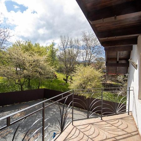 Amedeia Hotel Бран Екстериор снимка