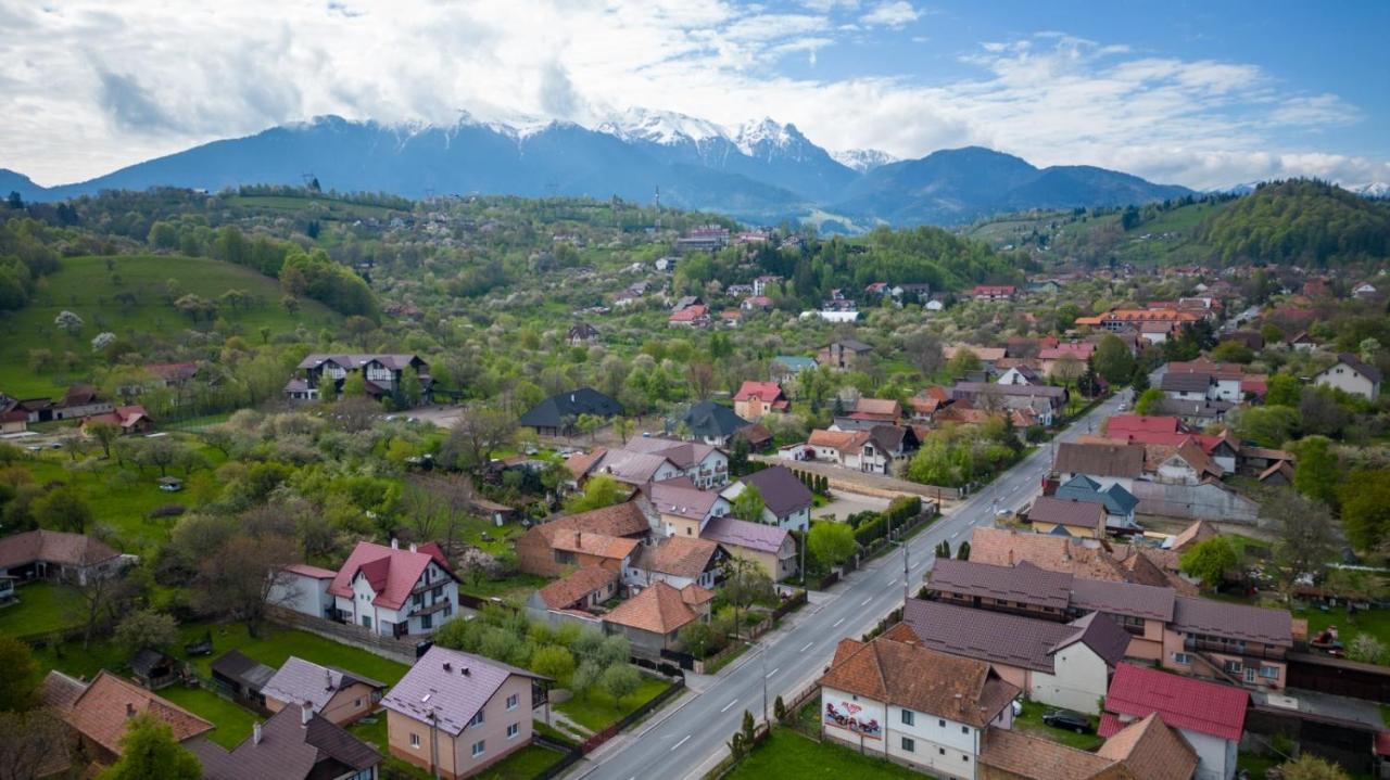 Amedeia Hotel Бран Екстериор снимка
