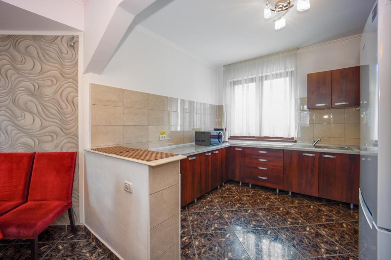 Amedeia Hotel Бран Екстериор снимка