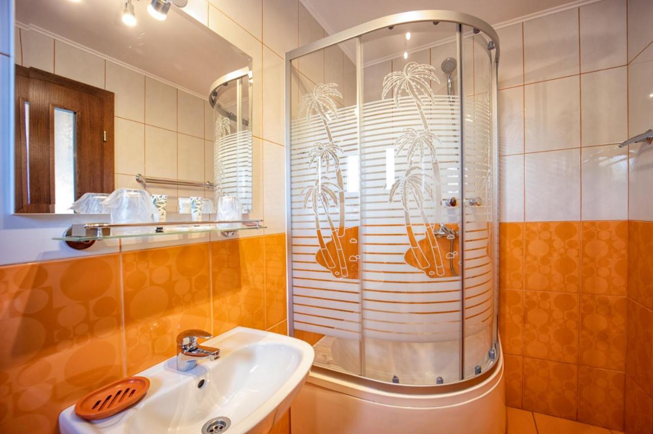 Amedeia Hotel Бран Екстериор снимка
