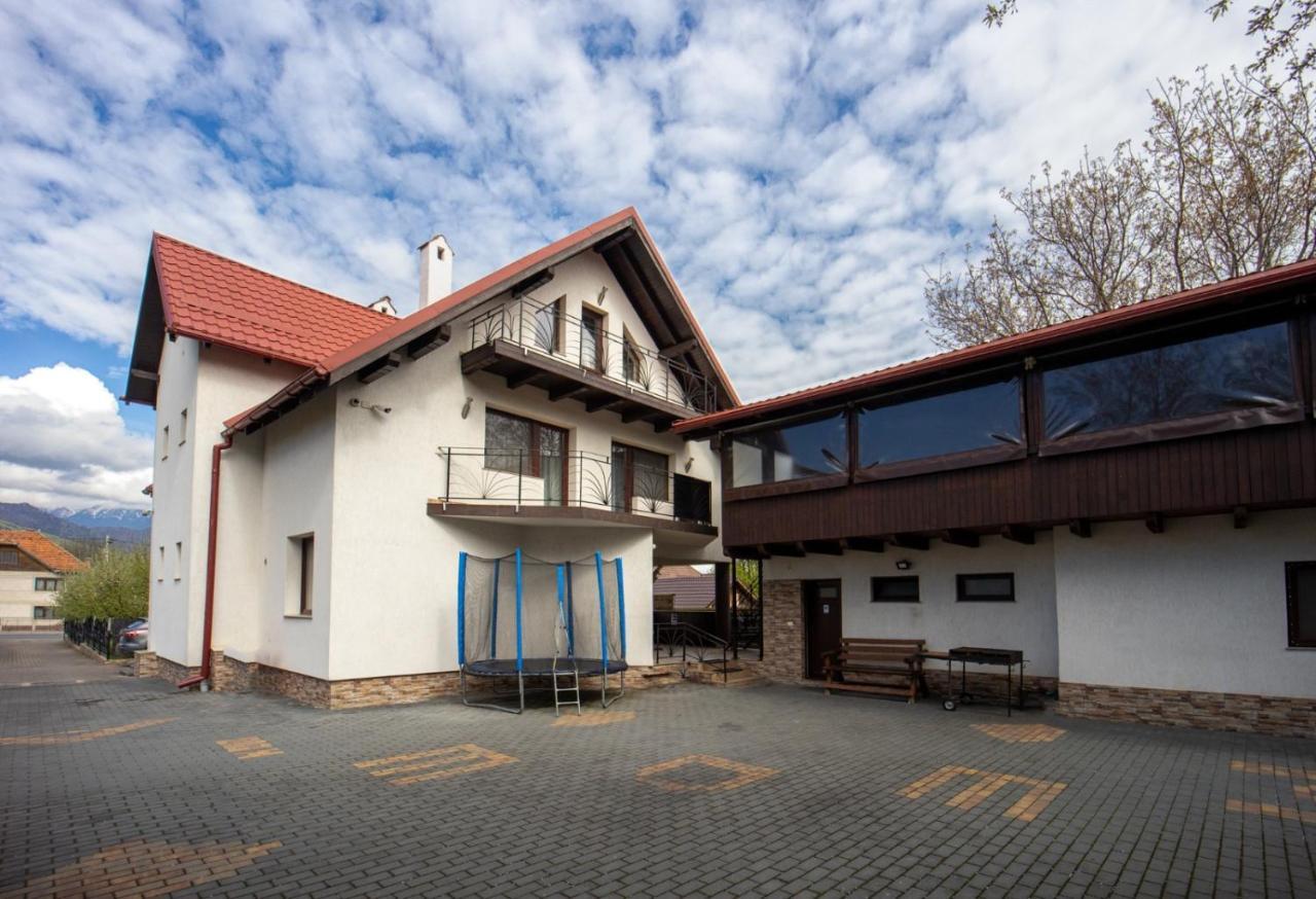 Amedeia Hotel Бран Екстериор снимка